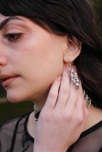 Load image into Gallery viewer, Textured Byzantine Earrings Earrings Turkish Velvet
