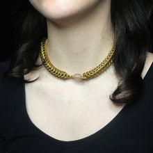 Load image into Gallery viewer, Gold Box Weave Collar Necklace Turkish Velvet
