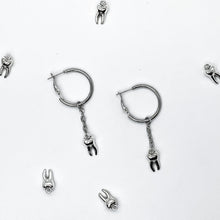 Load image into Gallery viewer, Dangle Tooth Hoops
