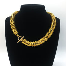 Load image into Gallery viewer, Gold Box Weave Collar Necklace Turkish Velvet
